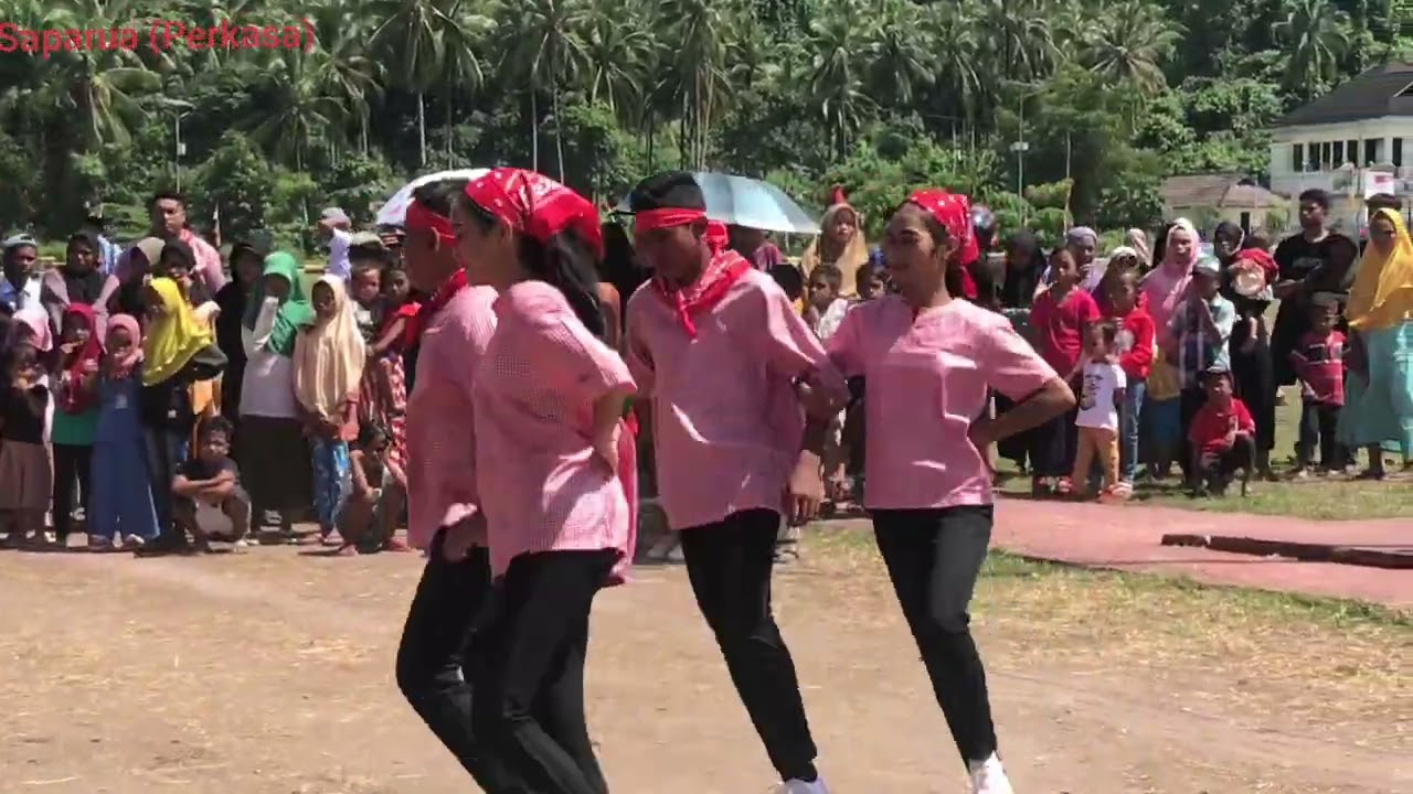 Saparua ( Perkasa) Membawakan tarian orlapei, Ola ola Katreji di HUT RI ke 78 di Namrole