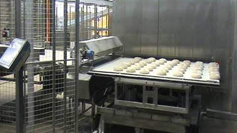 FOULHOUX BAKERY  KORNFEIL   Dough transfer from handling table to Asistent