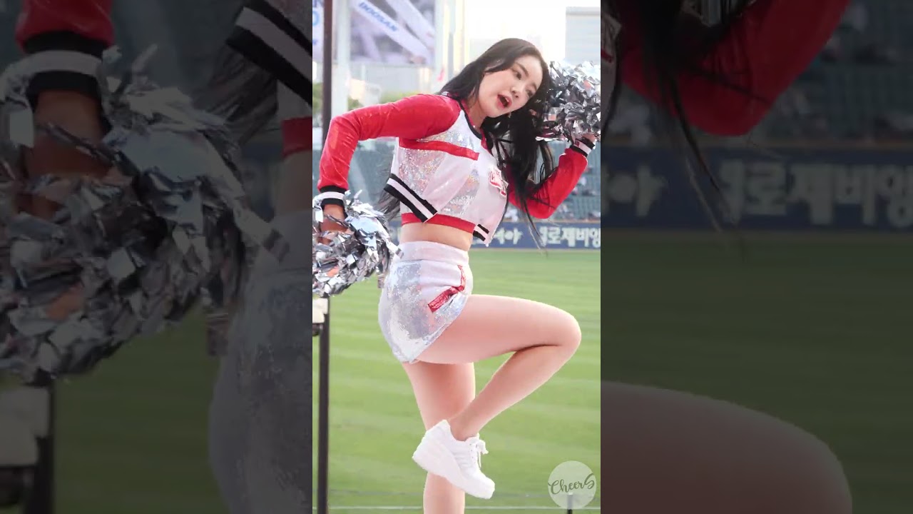 [4K] 어마어마한 이적생 이엄지 치어리더 직캠 Lee Umji Cheerleader fancam SSG랜더스 230426