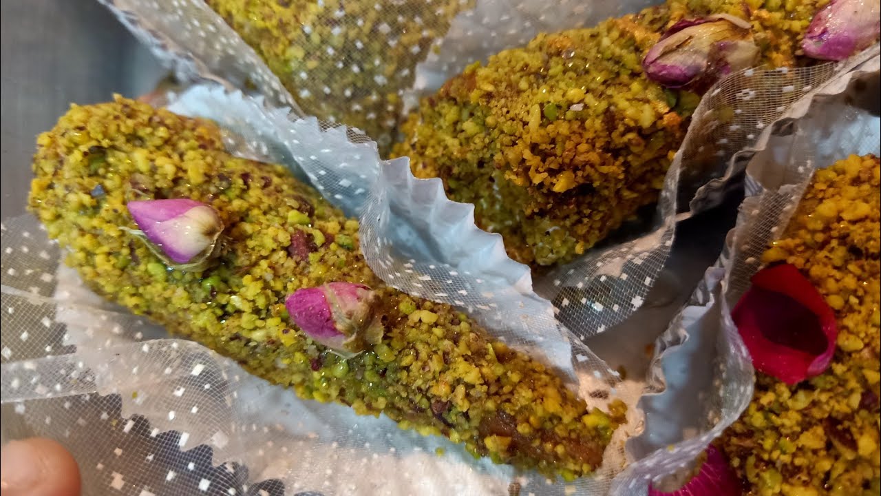 جديد حلويات الورشات🇩🇿:كورني بيستاشيو محشو بموس الجوزية مقرمش يهبل الوصفة لي كامل تحوسو عليها🇩🇿🤤😍