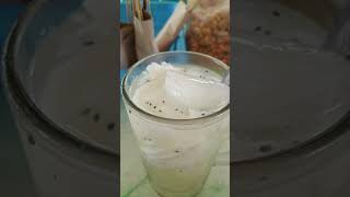 Es Biji Selasih Makanan Pinggir Jalan