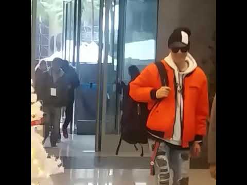2017 12.17新北市耶誕城八三夭彩排跑去後台拍的
