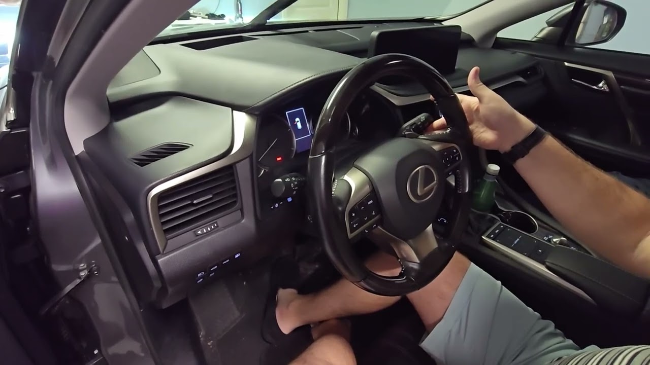 Замена вставки стеклоочистителя на Lexus RX450hl (инструкция по самостоятельной замене)