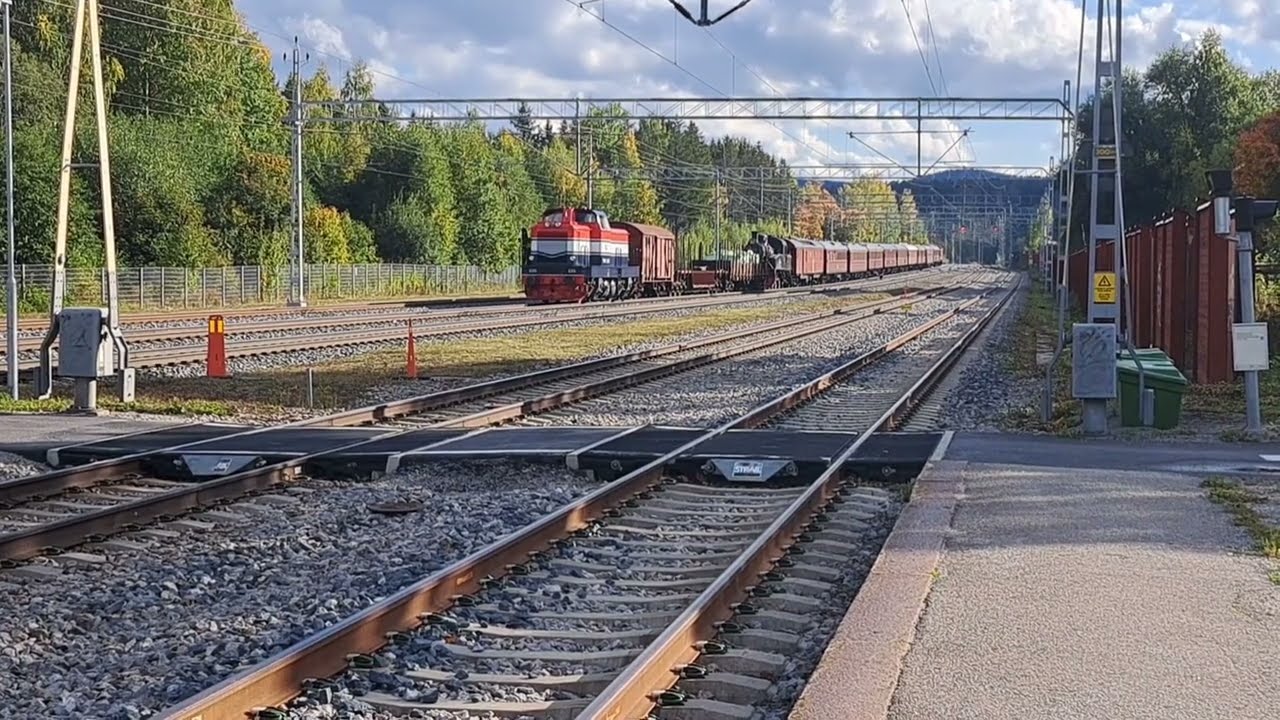 Sveriges Järnvägsmuseum - Transporttåg passerar Kilafors och ankommer Gävle C