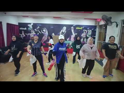 Air Titik Ke Batu Mas Idayu Farez Adnandance Fitnesschoreo By Zue Air Titik Ke Batu Mas Idayu Farez Adnandance Fitnesschoreo By Zue