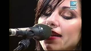 PJ Harvey - Live Spain 2001 HD