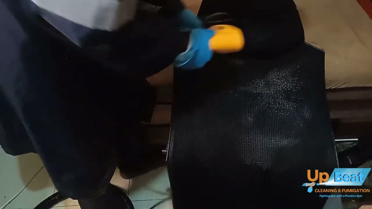 How to Vacuum Clean FILTHY Office Chair🤮🤮.