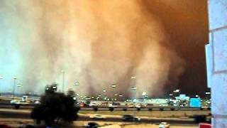 Kuwait Thunder Storm 25 Th.March 2011 .AVI