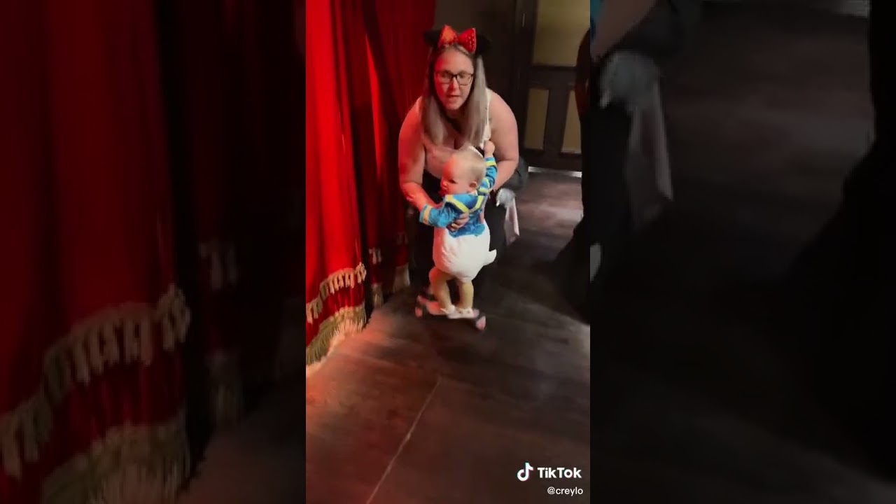 Meet And Greet Mickey Mouse In Disneyland Paris