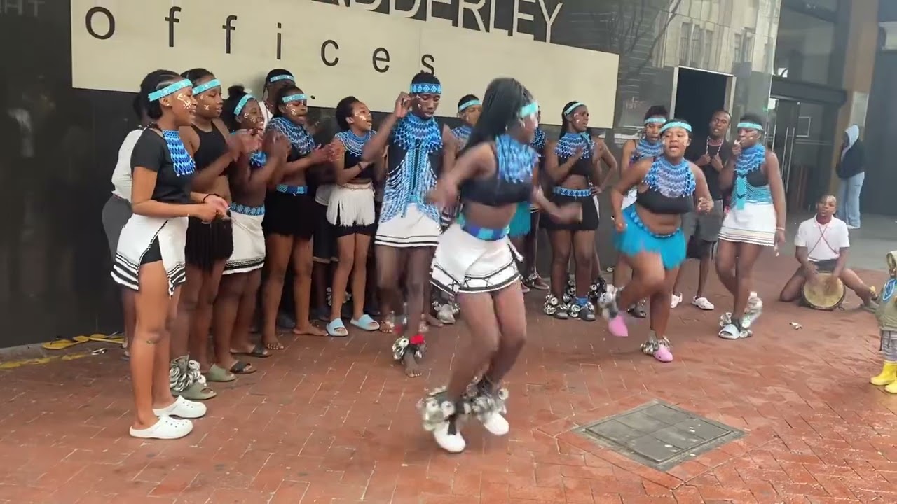 This XHOSA TRADITIONAL DANCE WILL SHOCK YOU JUST WATCH