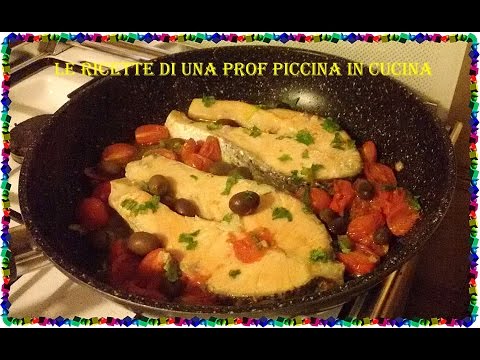 Video: Cuocere L'hodgepodge Di Salmone Con Capperi E Olive