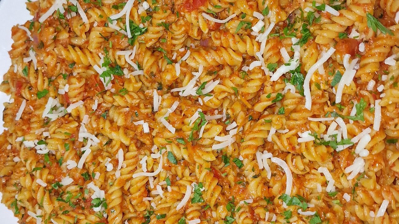 ليباط أو المعكرونه بصلصة طماطم أو طون 👌