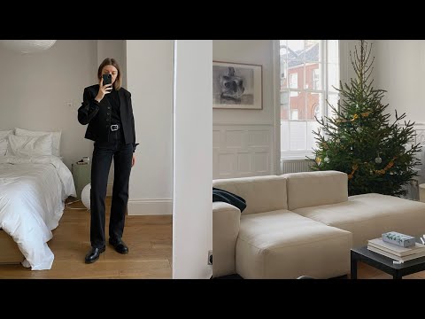 Video: VLOG | Christmas Tree & New Sofa