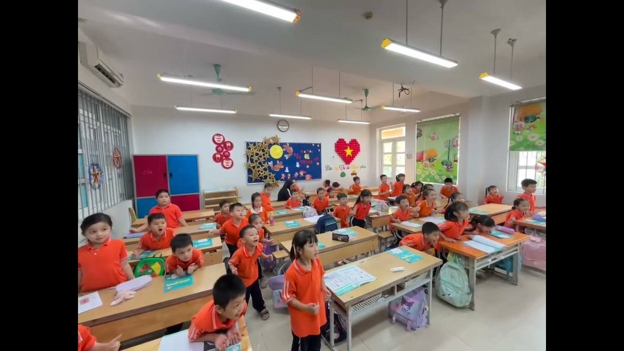 Ben học tiếng anh lớp 2 12.2025