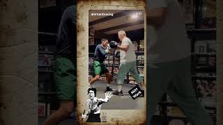 12.02.2026 Боксерский зал Алемана: работа с боксерскими перчатками