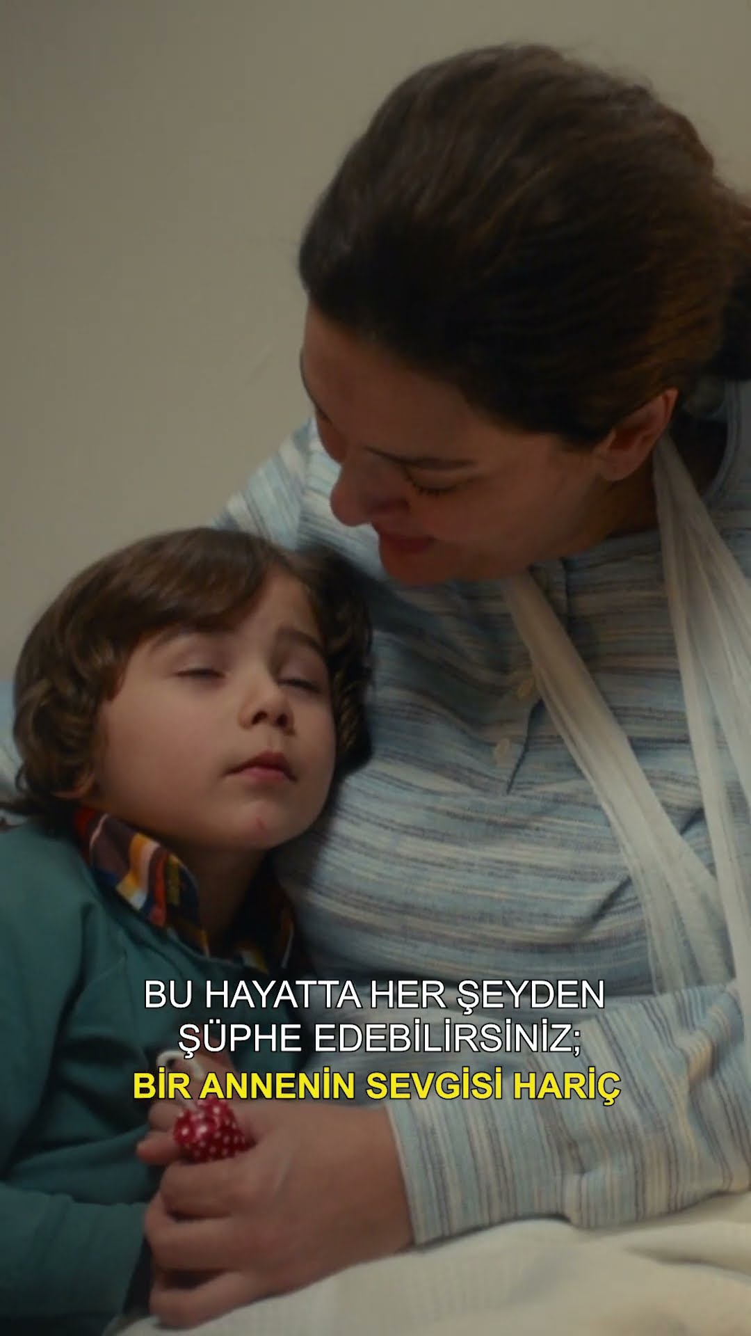 Hiçbir güç, bir annenin evladına duyduğu sevgiyi gölgede bırakamaz!  #AnnemAnkara #Shorts