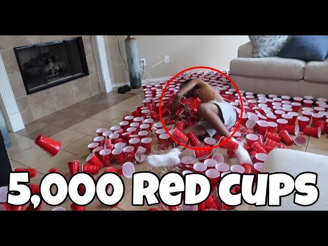 EPIC CUP PRANK ON TRAY!!! (5,000 RED CUPS)