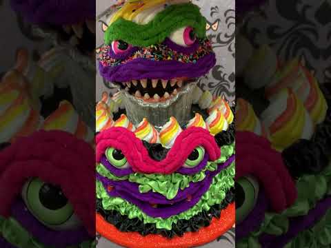 Katherine's Collection Disturbing Delights Creepy Confections Halloween Cake Stand 28-228437