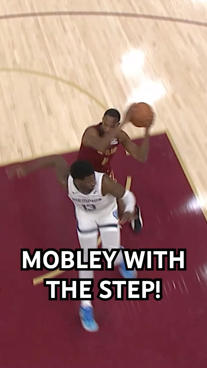 Evan Mobley with the nice euro