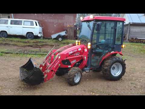 Video: Mini-tractor Cu Cabină (44 Fotografii): Alegerea Unui Mini-tractor Economic Util Cu O Remorcă Articulată. Dimensiuni Pentru TYM T233 HST, Swatt SF-244 și Zoomlion RF-354B