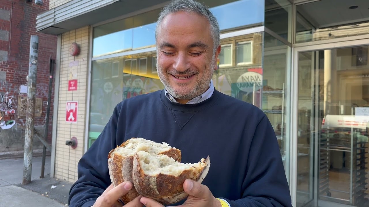 MONTREAL: Omega Park, The Wild Animals, Cheese, Bread, Local Food, Good Poutine, Fun...  Day 5