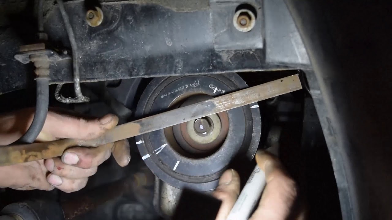 How to use an Impact Wrench to Safely Torque a Crankshaft Pulley Bolt