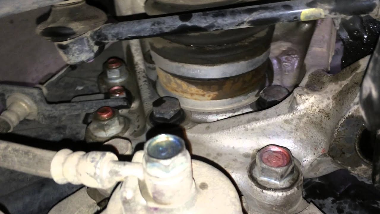 Rear suspension noise 2011 honda Pilot - YouTube