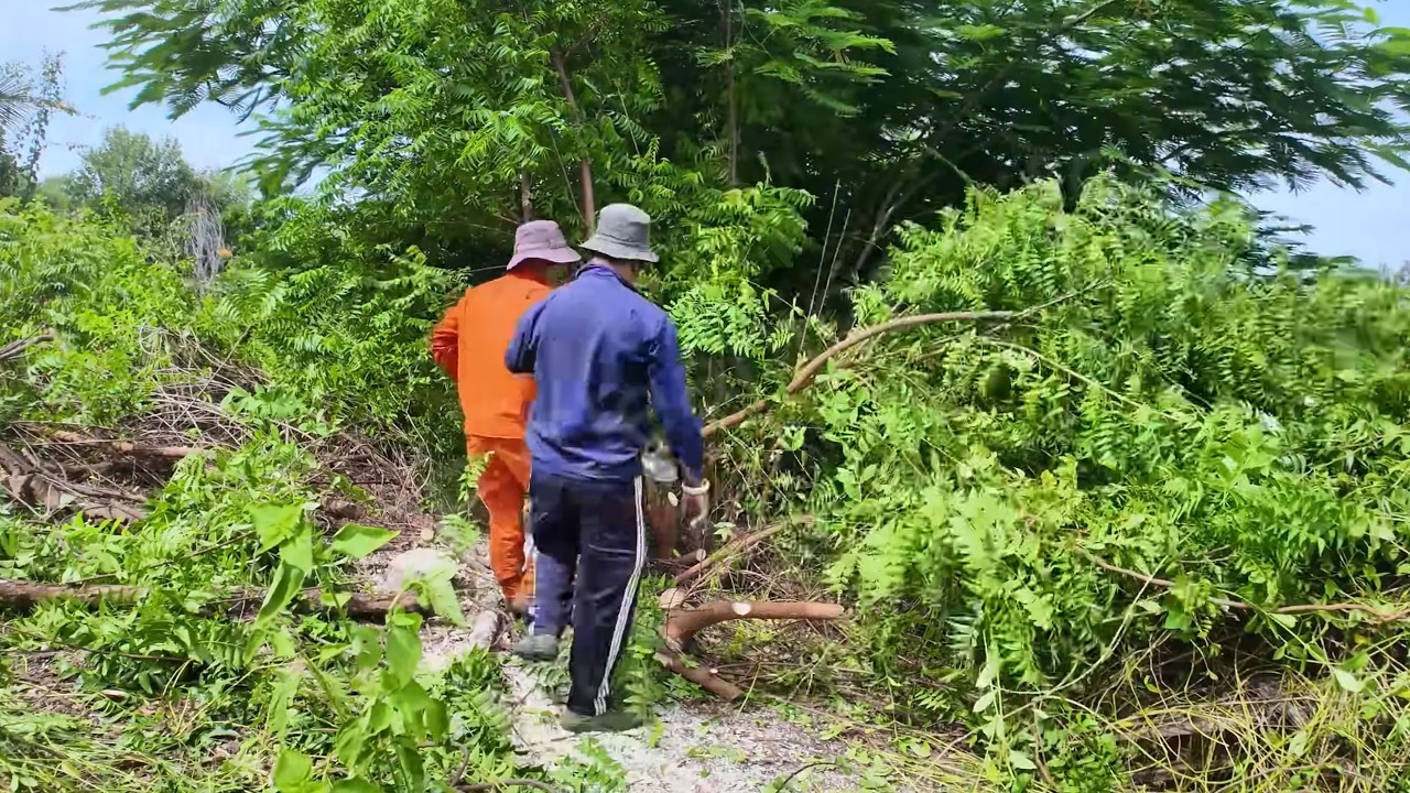 Abandoned House Restoration 💎 He Bought This $500,000 Mansion | What He Did Next