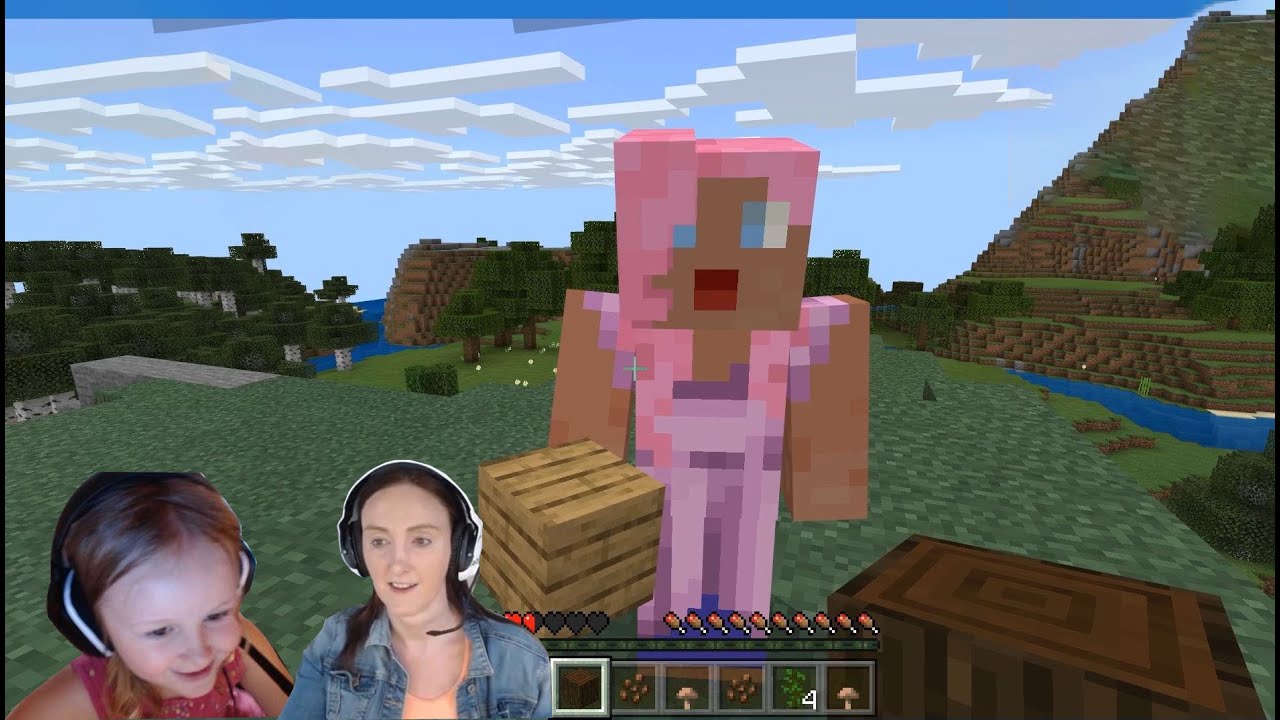 Minecraft 5 year old teaches mum to play for the first time Bedrock ...