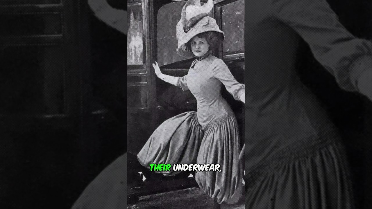 Эта женщина придумала панталончики, то есть байкерские шорты под юбкой! 