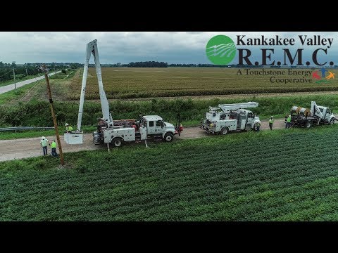 Stringing Three Phase | Kankakee Valley REMC