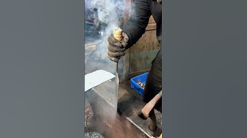 Installing the knife handle while the tip of the iron is still hot #shorts