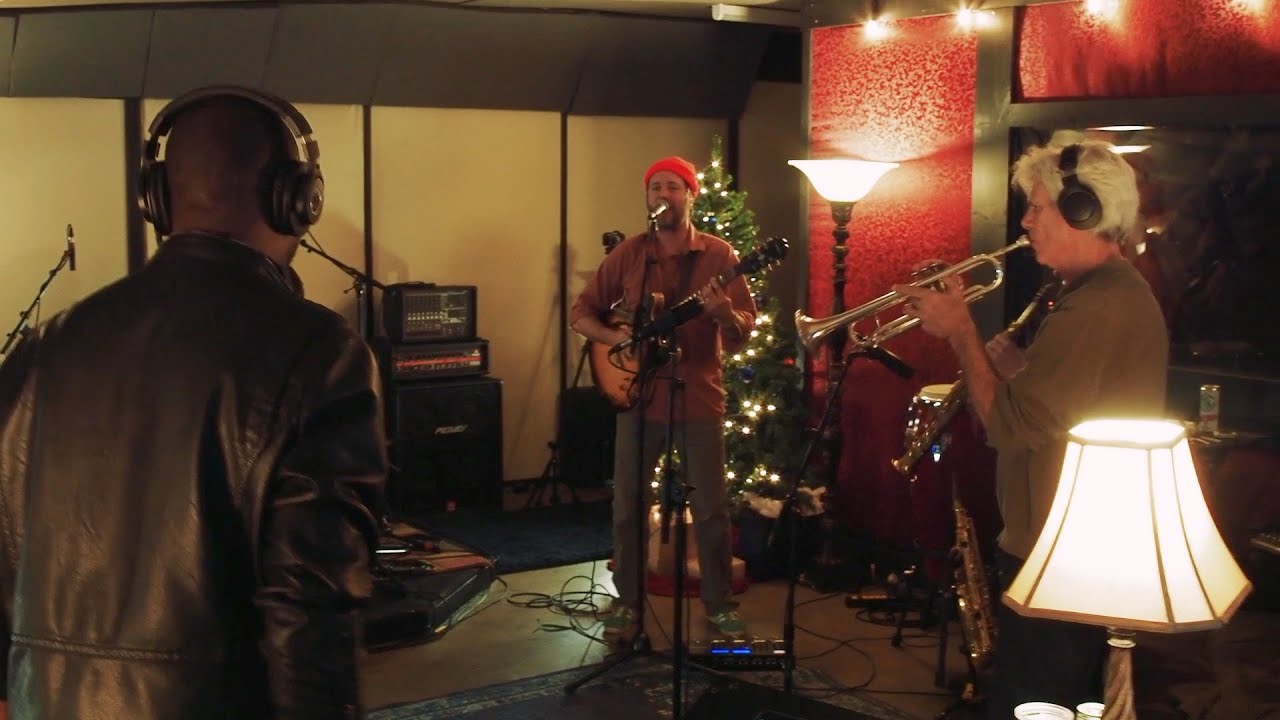 Rolling Wave Sessions - "Yes We Can Can" Performed Live - BJP'z World of Music