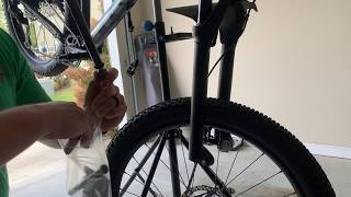 RockShox MAXLE Stealth Thru Axle 15MM Removal and Replacement / Even With Stripped 6M Head