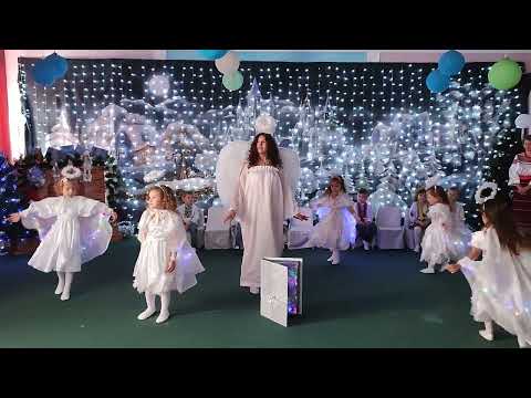 Танок янголів в садочку 