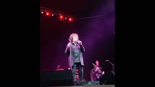 Leo Sayer “Can’t Stop Loving You” in Manchester 31/10/22