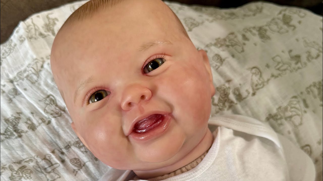 Teddy gets dressed into a nice spring outfit || Kodi Bear