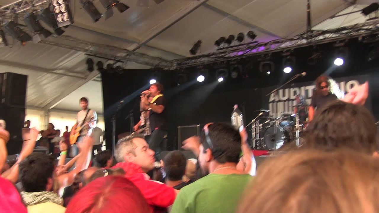 Kalú - Tu Aí (cover de Xutos & Pontapés) @ Festa do Avante! 2013