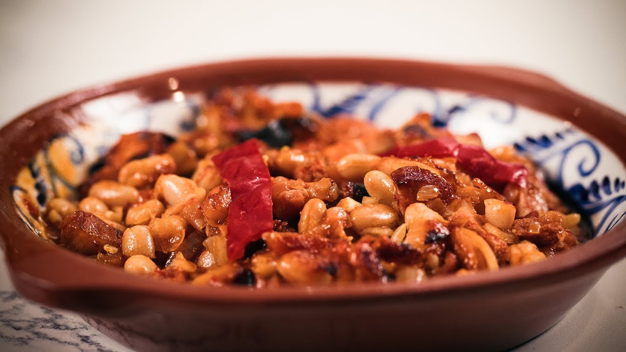 Feijão Assado no Forno | Portuguese Style Oven Baked Beans | Prato da Casa