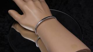 プラチナ900製 バングル 幅:約4㎜　重量:約25g　Pt900 Platinum bangle