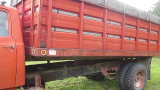 BIG IRON ONLINE AUCTION 7-25-2018: 1968 Chevrolet C70 S/A Grain Truck ID#EK9071