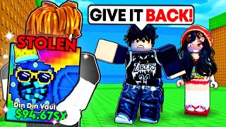I Stole From a TOXIC E-Girl, So Her BOYFRIEND Joined! (Escape Tsunami For Brainrots)