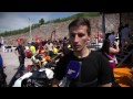 Reportaža: Motorist, ki leti najdlje
