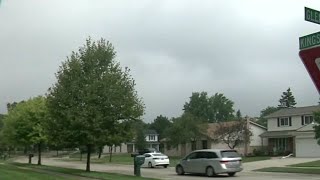 Troy police search for man exposing himself in public
