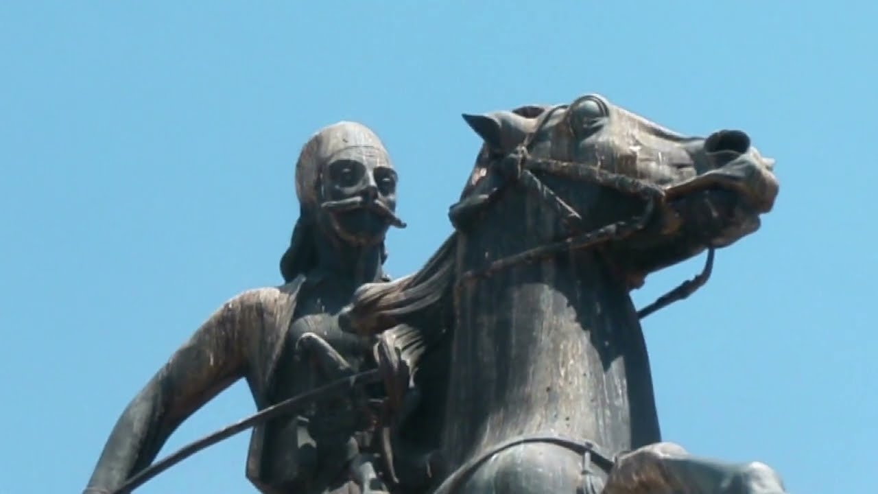 8 Έφιπποι Ανδριάντες Αθήνα  8 Equestrian Statues Athens