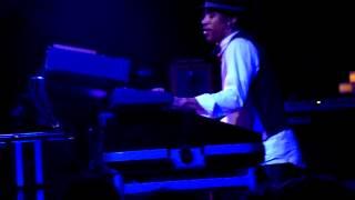 Video thumbnail of "Soulive w/Allen Stone - Mary - Bowlive 3 @ Brooklyn Bowl 3/6/2012"