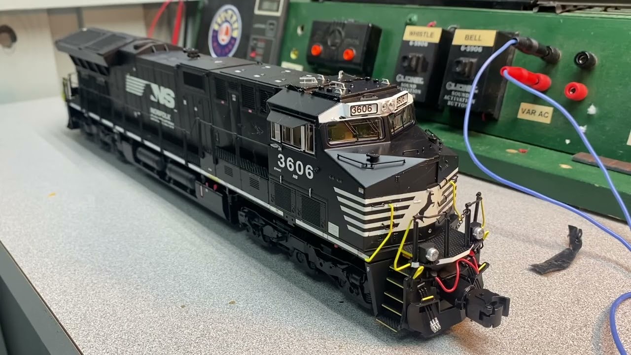 Обзор и эксплуатация локомотива Lionel O Scale NS ET44AC