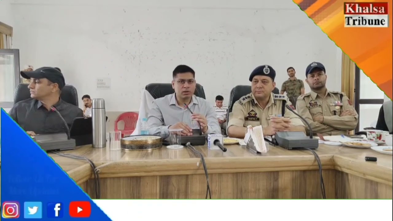 DDC & SSP Poonch Meet Civil Society in Surankote