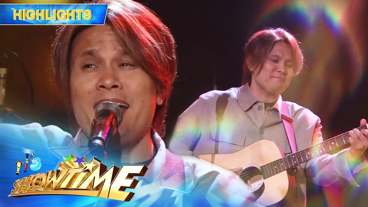 Side A serenades the Madlang People with the classic love song 'Forevermore' | It’s Showtime