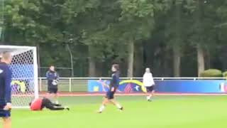 Steve Mandanda Pas Grave Antoine Griezmann Promis Je